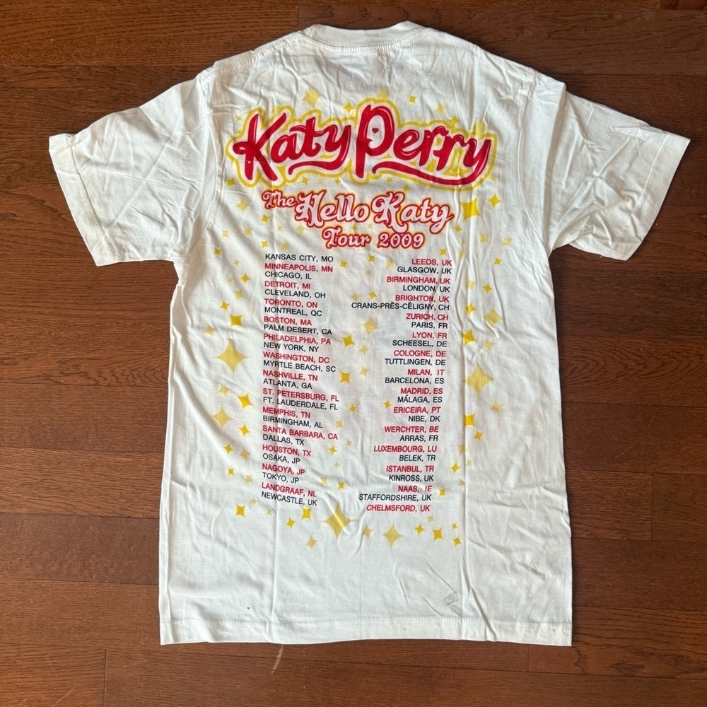Katy Perry Concert T-Shirt - Picture 3 of 6